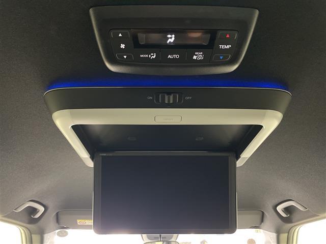 ステップワゴン ｅ：ＨＥＶスパーダ　・登録済未使用車・衝突軽減ブレーキ・アダプティブクルーズコントロール・レーンキープアシスト・オートハイビーム・純正１１．４型ナビ・純正１５．６インチ後席モニター・両側パワスラ・パワーバックドア・ＢＳＭ（25枚目）