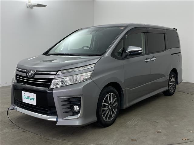 ヴォクシー ＺＳ　煌　純正９インチナビ　純正１０インチフリップダウンモニター　バックカメラ　両側パワースライドドア　寒冷地仕様　プリクラッシュセーフティ　レーンディバーチャーアラート　オートマチックハイビーム　ＥＴＣ（2枚目）