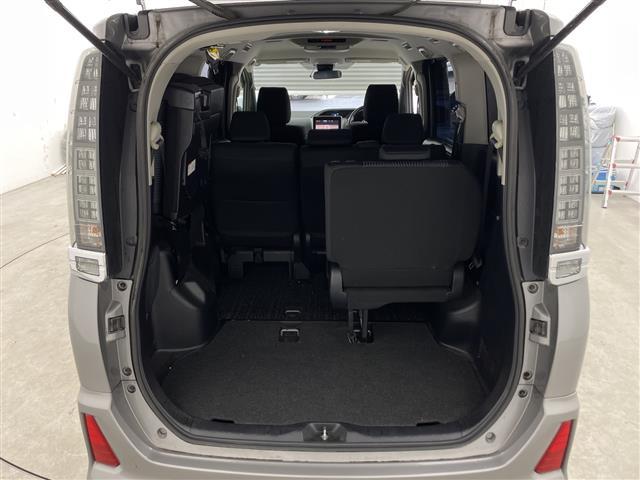 ヴォクシー ＺＳ　煌　純正９インチナビ　純正１０インチフリップダウンモニター　バックカメラ　両側パワースライドドア　寒冷地仕様　プリクラッシュセーフティ　レーンディバーチャーアラート　オートマチックハイビーム　ＥＴＣ（20枚目）