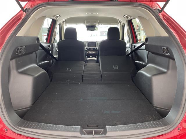 ＣＸ－５ ＸＤ　プロアクティブ　純正ナビ　ＴＶ　バックカメラ　サイドカメラ　衝突軽減ブレーキ　レーダークルーズコントロール　ブラインドスポットモニター　レーンキープアシスト　ＬＥＤヘッドライト　オートライト　純正アルミホイール（18枚目）