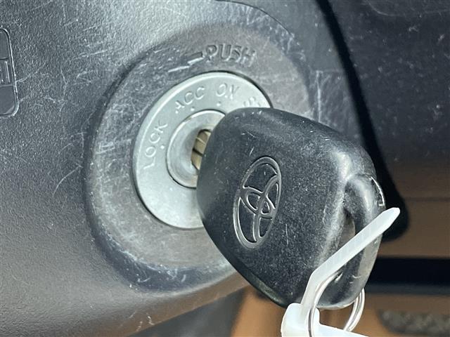 プロボックス F ディスプレイオーディオ・バックカメラ・ETC・電動格納ミラー・社外ハンドル・シートカバー・前方ドライブレコーダー・社外フロアマット・ヘッドライトレベライザー・リモコンキー(30枚目)