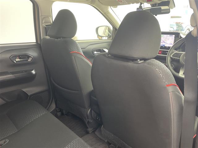 ライズ Ｚ　純正ナビ　バックカメラ　スマートアシスト　衝突回避支援ブレーキ機能　車線逸脱警報システム　先行車発進お知らせ機能　コーナーセンサー　前方ドラレコ　シートヒーター　純正１７インチアルミホイール　ＬＥＤ（10枚目）