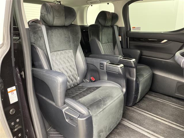 ヴェルファイア 3.5ZA Gエディション ・純正9インチナビ(CD/BT/YV/SD)・全方位モニター・クルーズコントロール・オートマチックハイビーム・クリアランスソナー・両側パワースライドドア・パワーシート・メモリーシート(11枚目)