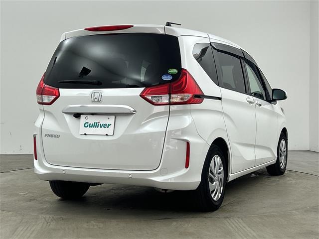 フリード Ｇ・ホンダセンシング　・社外８インチナビ／ＣＤ／ＤＶＤ／ＳＤ／ＴＶ／ＵＳＢ／ＨＤＭＩ・バックカメラ・両側パワースライドドア・ビルトインＥＴＣ・社外前後ミラー型ドライブレコーダー・ホンダセンシング・スマートキー（3枚目）