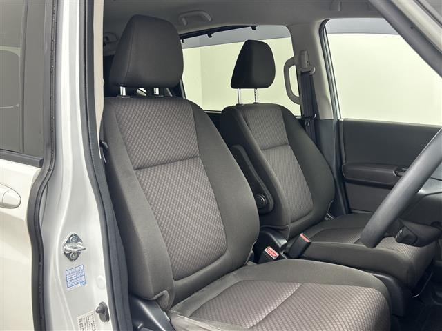 フリード Ｇ・ホンダセンシング　・社外８インチナビ／ＣＤ／ＤＶＤ／ＳＤ／ＴＶ／ＵＳＢ／ＨＤＭＩ・バックカメラ・両側パワースライドドア・ビルトインＥＴＣ・社外前後ミラー型ドライブレコーダー・ホンダセンシング・スマートキー（9枚目）