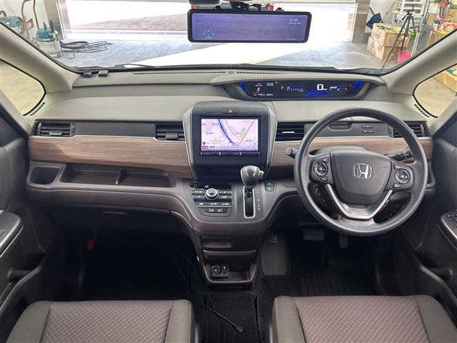 フリード Ｇ・ホンダセンシング　・社外８インチナビ／ＣＤ／ＤＶＤ／ＳＤ／ＴＶ／ＵＳＢ／ＨＤＭＩ・バックカメラ・両側パワースライドドア・ビルトインＥＴＣ・社外前後ミラー型ドライブレコーダー・ホンダセンシング・スマートキー（42枚目）