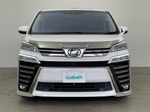 ヴェルファイア ２．５Ｚ　Ｇエディション　１１型ナビ　サンルーフ　フリップダウンモニター　両側パワースライドドア　パワーバックドア　レザーシート　シートヒーター　エアシート　プリクラッシュセーフティ　レーダークルーズコントロール　レーンキープ（4枚目）