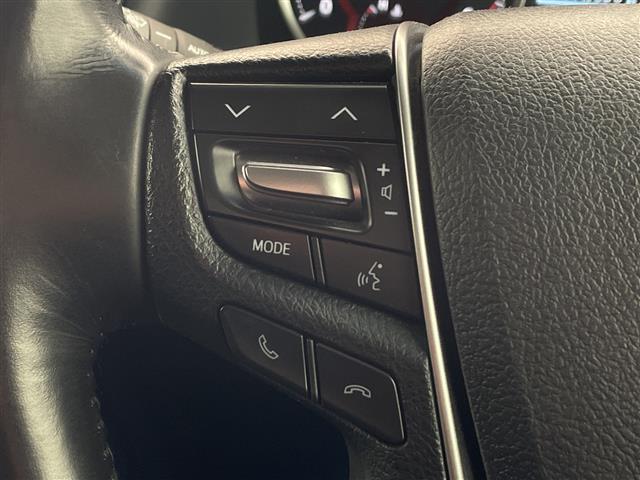 ヴェルファイア ２．５Ｚ　Ｇエディション　１１型ナビ　サンルーフ　フリップダウンモニター　両側パワースライドドア　パワーバックドア　レザーシート　シートヒーター　エアシート　プリクラッシュセーフティ　レーダークルーズコントロール　レーンキープ（21枚目）