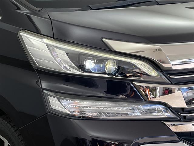 ヴェルファイア ２．５Ｚ　Ｇエディション　純正フリップダウンモニター　両側パワスラ　クルーズコントロール　前後コーナーセンサー　社外前後ドラレコ　ハーフレザーシート　純正１８インチアルミホイール　ＬＥＤヘッドライト　オットマン　ｎａｎｏｅ（36枚目）