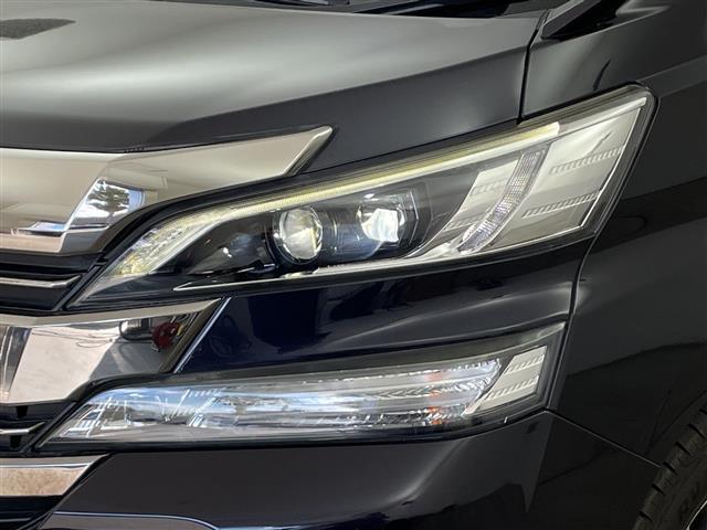 ヴェルファイア ２．５Ｚ　Ｇエディション　純正フリップダウンモニター　両側パワスラ　クルーズコントロール　前後コーナーセンサー　社外前後ドラレコ　ハーフレザーシート　純正１８インチアルミホイール　ＬＥＤヘッドライト　オットマン　ｎａｎｏｅ（37枚目）