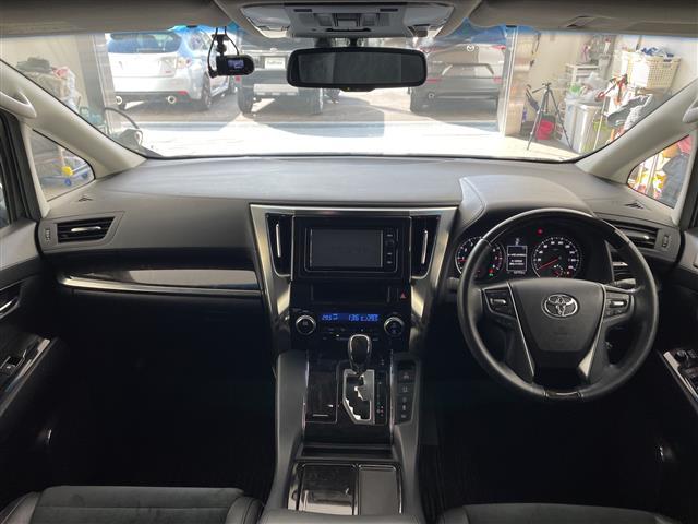 ヴェルファイア ２．５Ｚ　Ｇエディション　純正フリップダウンモニター　両側パワスラ　クルーズコントロール　前後コーナーセンサー　社外前後ドラレコ　ハーフレザーシート　純正１８インチアルミホイール　ＬＥＤヘッドライト　オットマン　ｎａｎｏｅ（42枚目）