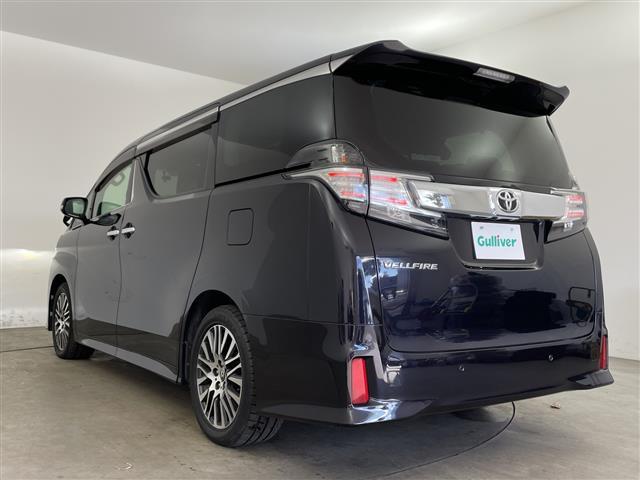 ヴェルファイア ２．５Ｚ　Ｇエディション　純正フリップダウンモニター　両側パワスラ　クルーズコントロール　前後コーナーセンサー　社外前後ドラレコ　ハーフレザーシート　純正１８インチアルミホイール　ＬＥＤヘッドライト　オットマン　ｎａｎｏｅ（43枚目）