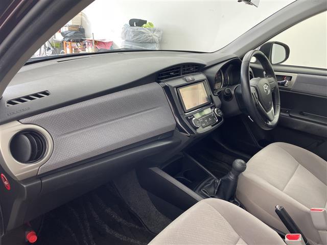 カローラアクシオ 1.5G 純正ナビ TV バックカメラ ビルトインETC ステアリングスイッチ HIDヘッドライト オートライト 5速MT 純正フロアマット ドアバイザー リモコンキー 横滑り防止装置 ワンオーナー(12枚目)