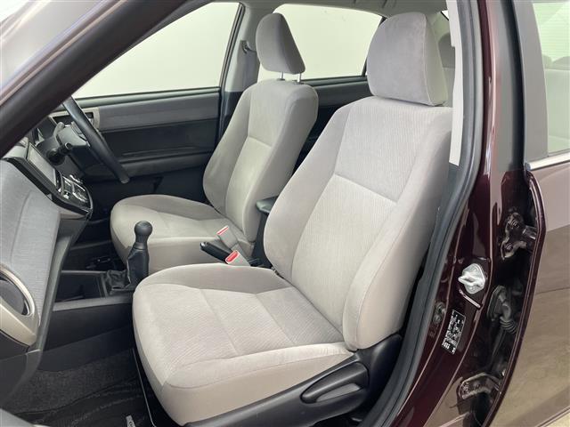 カローラアクシオ 1.5G 純正ナビ TV バックカメラ ビルトインETC ステアリングスイッチ HIDヘッドライト オートライト 5速MT 純正フロアマット ドアバイザー リモコンキー 横滑り防止装置 ワンオーナー(13枚目)