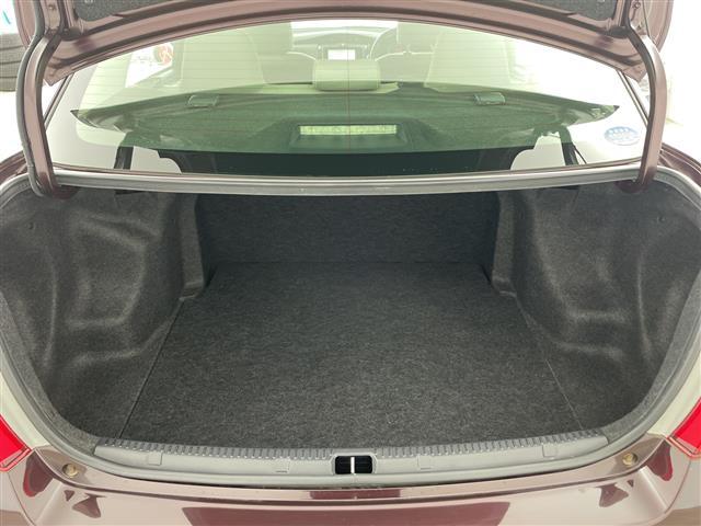 カローラアクシオ 1.5G 純正ナビ TV バックカメラ ビルトインETC ステアリングスイッチ HIDヘッドライト オートライト 5速MT 純正フロアマット ドアバイザー リモコンキー 横滑り防止装置 ワンオーナー(16枚目)