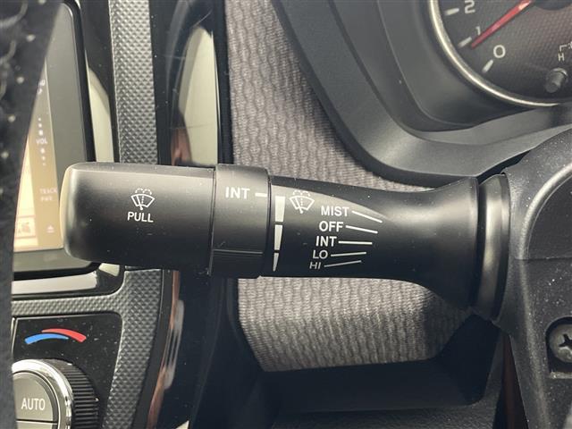 カローラアクシオ 1.5G 純正ナビ TV バックカメラ ビルトインETC ステアリングスイッチ HIDヘッドライト オートライト 5速MT 純正フロアマット ドアバイザー リモコンキー 横滑り防止装置 ワンオーナー(21枚目)