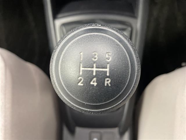 カローラアクシオ 1.5G 純正ナビ TV バックカメラ ビルトインETC ステアリングスイッチ HIDヘッドライト オートライト 5速MT 純正フロアマット ドアバイザー リモコンキー 横滑り防止装置 ワンオーナー(29枚目)