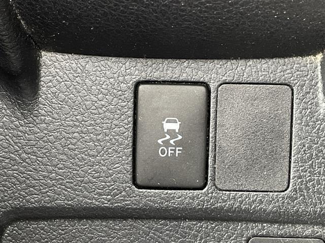 カローラアクシオ 1.5G 純正ナビ TV バックカメラ ビルトインETC ステアリングスイッチ HIDヘッドライト オートライト 5速MT 純正フロアマット ドアバイザー リモコンキー 横滑り防止装置 ワンオーナー(33枚目)