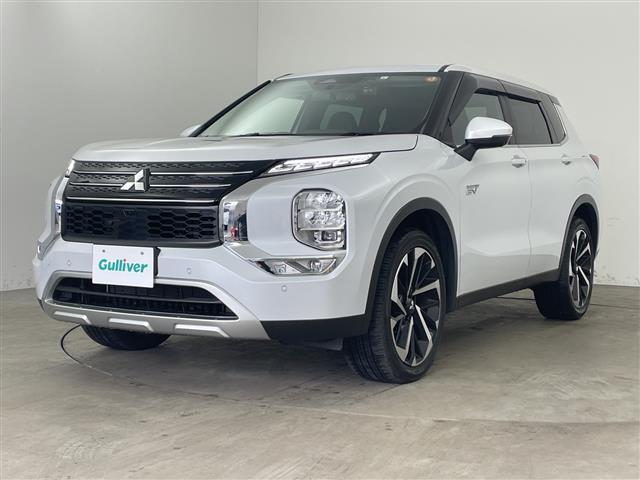 アウトランダーＰＨＥＶ Ｇ　純正ナビ・全方位カメラ・前後ドライブレコーダー・ＥＴＣ２．０・ハーフレザー・運転席パワーシート・前席シートヒーター・ステアリングヒーター・ワイヤレス充電・衝突軽減ブレーキ・レーダークルーズコントール（2枚目）