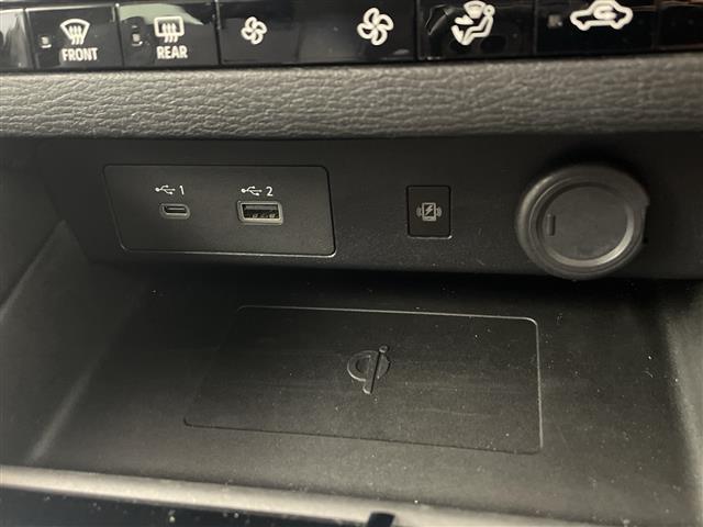 アウトランダーＰＨＥＶ Ｇ　純正ナビ・全方位カメラ・前後ドライブレコーダー・ＥＴＣ２．０・ハーフレザー・運転席パワーシート・前席シートヒーター・ステアリングヒーター・ワイヤレス充電・衝突軽減ブレーキ・レーダークルーズコントール（27枚目）