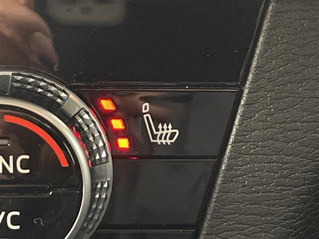 アウトランダーＰＨＥＶ Ｇ　純正ナビ・全方位カメラ・前後ドライブレコーダー・ＥＴＣ２．０・ハーフレザー・運転席パワーシート・前席シートヒーター・ステアリングヒーター・ワイヤレス充電・衝突軽減ブレーキ・レーダークルーズコントール（30枚目）