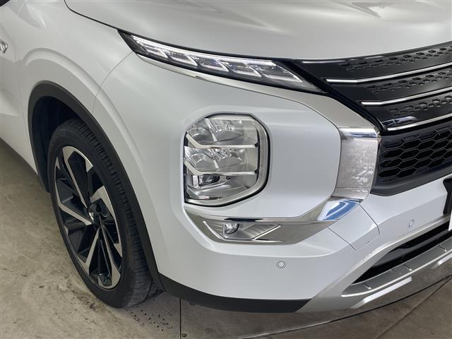 アウトランダーＰＨＥＶ Ｇ　純正ナビ・全方位カメラ・前後ドライブレコーダー・ＥＴＣ２．０・ハーフレザー・運転席パワーシート・前席シートヒーター・ステアリングヒーター・ワイヤレス充電・衝突軽減ブレーキ・レーダークルーズコントール（38枚目）