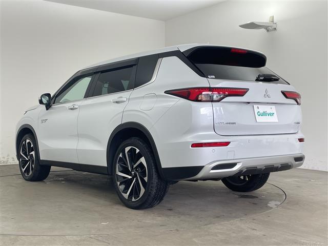 アウトランダーＰＨＥＶ Ｇ　純正ナビ・全方位カメラ・前後ドライブレコーダー・ＥＴＣ２．０・ハーフレザー・運転席パワーシート・前席シートヒーター・ステアリングヒーター・ワイヤレス充電・衝突軽減ブレーキ・レーダークルーズコントール（43枚目）