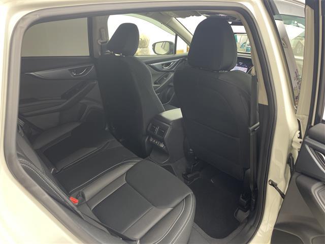 レヴォーグ ＧＴ　ＥＸ　純正ナビ・バックカメラ・ＥＴＣ・前方ドラレコ・アイサイト・後退速度リミッター・エマージェンシーレーンキープアシスト・車線逸脱防止機能・先行車発進お知らせ・後退時被害軽減ブレーキ・前席シートヒーター（10枚目）