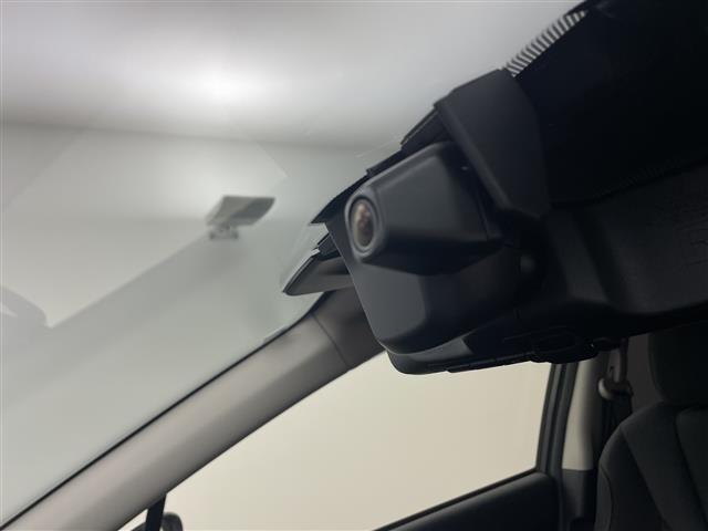 レヴォーグ ＧＴ　ＥＸ　純正ナビ・バックカメラ・ＥＴＣ・前方ドラレコ・アイサイト・後退速度リミッター・エマージェンシーレーンキープアシスト・車線逸脱防止機能・先行車発進お知らせ・後退時被害軽減ブレーキ・前席シートヒーター（33枚目）