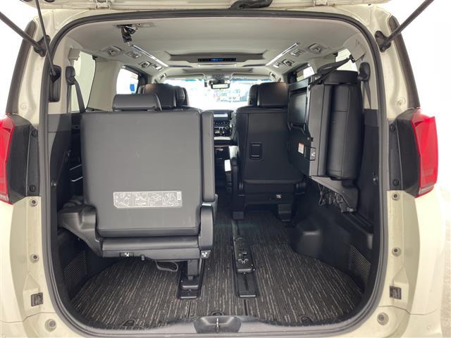 アルファード ２．５Ｓ　Ｃパッケージ　・純正ナビ・Ｂｌｕｅｔｏｏｔｈ接続・純正フリップダウンモニター・ドライブレコーダー・サンルーフ・デジタルインナーミラー・パワーバックドア・シートヒーター・ベンチレーション・ステアリングヒーター・ＥＴＣ（19枚目）