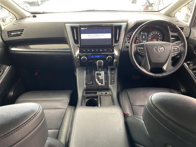 アルファード ２．５Ｓ　Ｃパッケージ　・純正ナビ・Ｂｌｕｅｔｏｏｔｈ接続・純正フリップダウンモニター・ドライブレコーダー・サンルーフ・デジタルインナーミラー・パワーバックドア・シートヒーター・ベンチレーション・ステアリングヒーター・ＥＴＣ（42枚目）