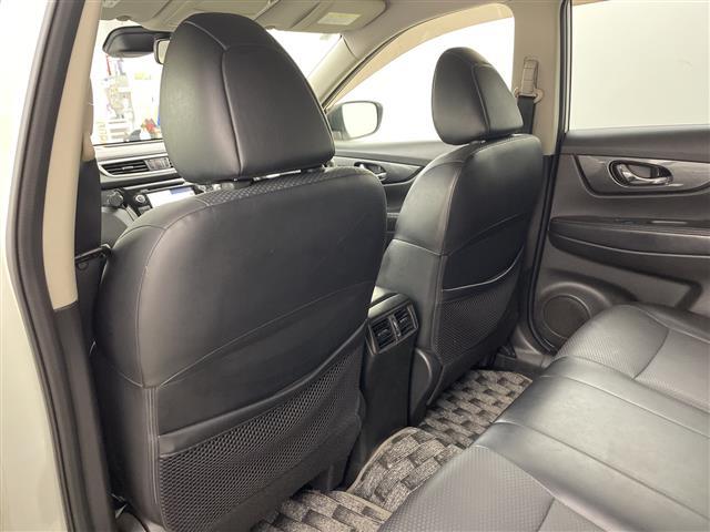 エクストレイル ２０Ｘ　エマージェンシーブレーキパッケージ　・純正ナビ・ワンセグ・ＣＤ・ＤＶＤ・ＵＳＢ・Ｂｌｕｅｔｏｏｔｈ接続・アラウンドビューモニター・ビルトインＥＴＣ・クルーズコントロール・ＬＥＤヘッドランプ・合皮シート・シートヒーター・コーナーセンサー（14枚目）