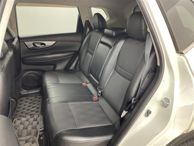 エクストレイル ２０Ｘ　エマージェンシーブレーキパッケージ　・純正ナビ・ワンセグ・ＣＤ・ＤＶＤ・ＵＳＢ・Ｂｌｕｅｔｏｏｔｈ接続・アラウンドビューモニター・ビルトインＥＴＣ・クルーズコントロール・ＬＥＤヘッドランプ・合皮シート・シートヒーター・コーナーセンサー（15枚目）