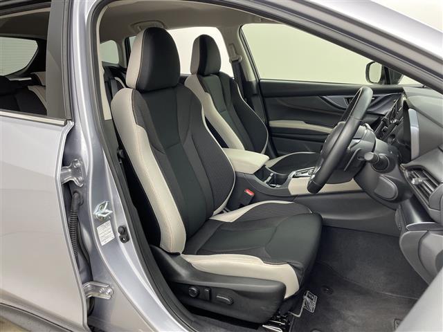 レヴォーグ　レイバック リミテッドＥＸ　純正ナビ　全方位カメラ　アイサイト　衝突軽減　先行車発進告知機能　車線逸脱防止機能　オートビークルホールド　パワーバックドア　レーダクルコン　パワーシート　シートヒーター　スペアキー　ＥＴＣ（9枚目）