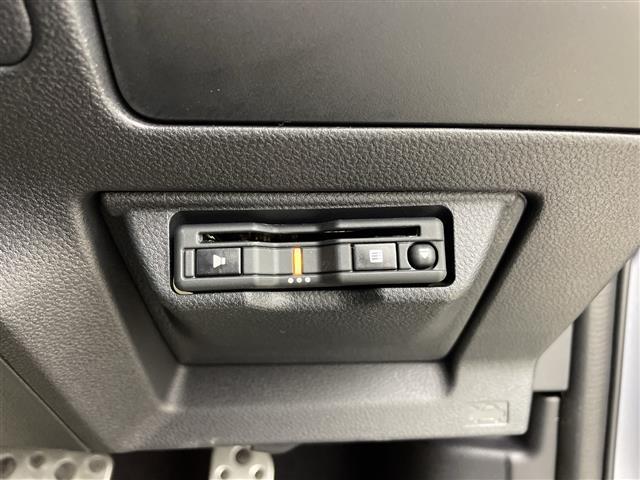 レヴォーグ　レイバック リミテッドＥＸ　純正ナビ　全方位カメラ　アイサイト　衝突軽減　先行車発進告知機能　車線逸脱防止機能　オートビークルホールド　パワーバックドア　レーダクルコン　パワーシート　シートヒーター　スペアキー　ＥＴＣ（30枚目）