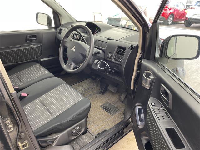 �K���X�R�[�e�B���O�A�i�r�Q�[�V�����A�d�s�b�ȂǁA���̑��̃p�[�c�̎��t�������ς���̂����k�������Ă���܂��I�I�N���}�̂��Ɖ��ł����C�����������I