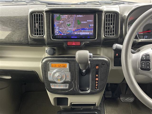 エブリイワゴン ＰＺターボ　社外ナビ　バックカメラ　パワースライドドア　衝突軽減ブレーキ　レーンアシスト　クリアランスソナー　プッシュスタート　ＨＩＤヘッドライト　シートカバー　フォグランプ　フルセグ　スマートキー　フロアマット（24枚目）