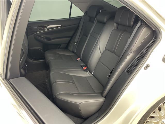 クラウンハイブリッド アスリートＳ　・後期モデル・純正ナビ＆ＴＶ＆ＣＤ＆ＭＳＶ＆ＢＴ・黒革シート・バックカメラ・シートベンチレーション・ビルトインＥＴＣ・レーダークルーズコントロール・社外２０インチアルミホイール・ＨＩＤ（15枚目）