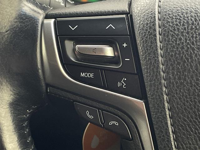 クラウンハイブリッド アスリートＳ　・後期モデル・純正ナビ＆ＴＶ＆ＣＤ＆ＭＳＶ＆ＢＴ・黒革シート・バックカメラ・シートベンチレーション・ビルトインＥＴＣ・レーダークルーズコントロール・社外２０インチアルミホイール・ＨＩＤ（19枚目）