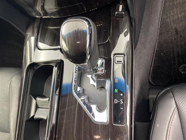 クラウンハイブリッド アスリートＳ　・後期モデル・純正ナビ＆ＴＶ＆ＣＤ＆ＭＳＶ＆ＢＴ・黒革シート・バックカメラ・シートベンチレーション・ビルトインＥＴＣ・レーダークルーズコントロール・社外２０インチアルミホイール・ＨＩＤ（29枚目）