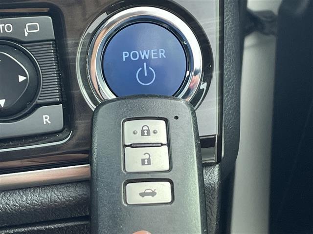 クラウンハイブリッド アスリートＳ　・後期モデル・純正ナビ＆ＴＶ＆ＣＤ＆ＭＳＶ＆ＢＴ・黒革シート・バックカメラ・シートベンチレーション・ビルトインＥＴＣ・レーダークルーズコントロール・社外２０インチアルミホイール・ＨＩＤ（34枚目）