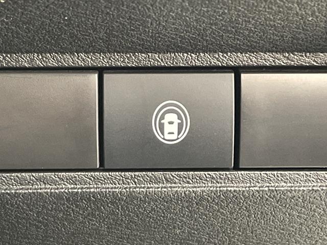 ノート Ｘ　・衝突軽減ブレーキ・車線逸脱警報・速度標識表示システム・コーナーセンサー・標識認識機能・オートハイビーム・純正９型ナビ・バックカメラ・前後ドライブレコーダー・ビルトインＥＴＣ・ＬＥＤヘッドライト（34枚目）