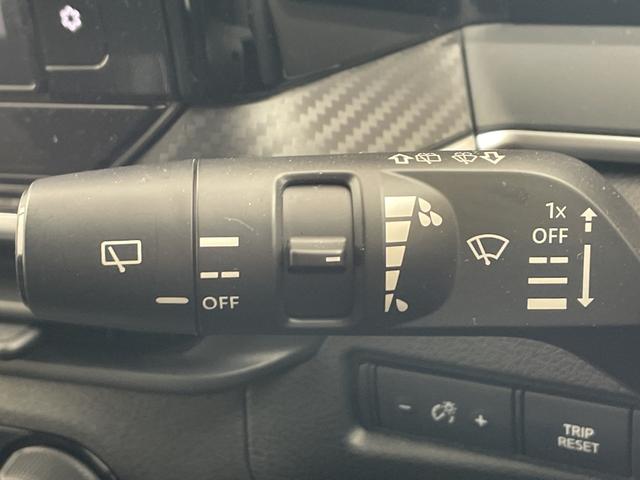 ノート Ｘ　・衝突軽減ブレーキ・車線逸脱警報・速度標識表示システム・コーナーセンサー・標識認識機能・オートハイビーム・純正９型ナビ・バックカメラ・前後ドライブレコーダー・ビルトインＥＴＣ・ＬＥＤヘッドライト（66枚目）