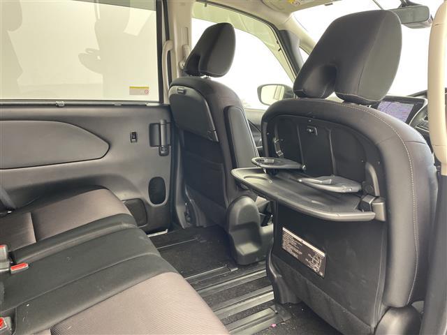 セレナ ハイウェイスター　プロパイロットエディション　社外８インチナビ　後席モニター　ＴＶ　バックカメラ　ＥＴＣ　ドライブレコーダー　両側パワースライドドア　プロパイロット　エマージェンシーブレーキ　レーンキープ　前後ソナー　ＬＥＤヘッドライト（10枚目）