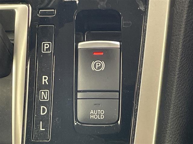 セレナ ハイウェイスター　プロパイロットエディション　社外８インチナビ　後席モニター　ＴＶ　バックカメラ　ＥＴＣ　ドライブレコーダー　両側パワースライドドア　プロパイロット　エマージェンシーブレーキ　レーンキープ　前後ソナー　ＬＥＤヘッドライト（31枚目）