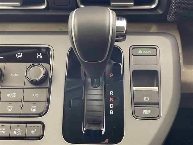 フリード ｅ：ＨＥＶエアー　ＥＸ　◆登録済未使用車◆純正９型ナビ（ＡｐｐｌｅＣａｒＰｌａｙ／ＡｎｄｒｏｉｄＡｕｔｏ／ＢＴ／ＵＳＢ／フルセグ）◆バックカメラ◆両側パワースライドドア◆アダプティブクルーズコントロール◆衝突軽減（29枚目）