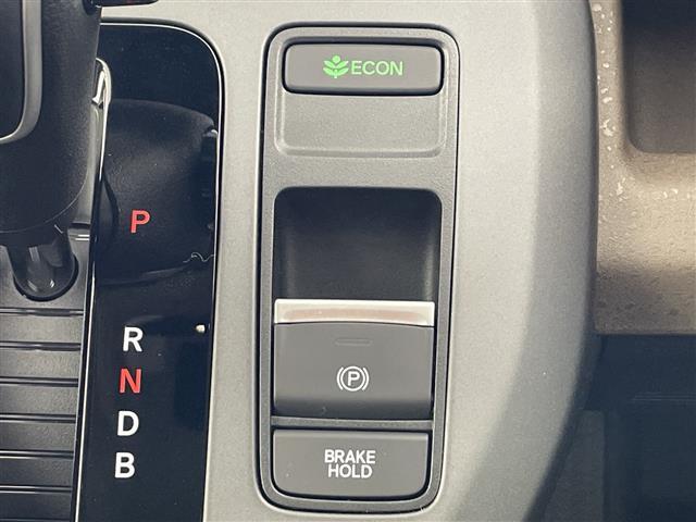 フリード ｅ：ＨＥＶエアー　ＥＸ　◆登録済未使用車◆純正９型ナビ（ＡｐｐｌｅＣａｒＰｌａｙ／ＡｎｄｒｏｉｄＡｕｔｏ／ＢＴ／ＵＳＢ／フルセグ）◆バックカメラ◆両側パワースライドドア◆アダプティブクルーズコントロール◆衝突軽減（30枚目）