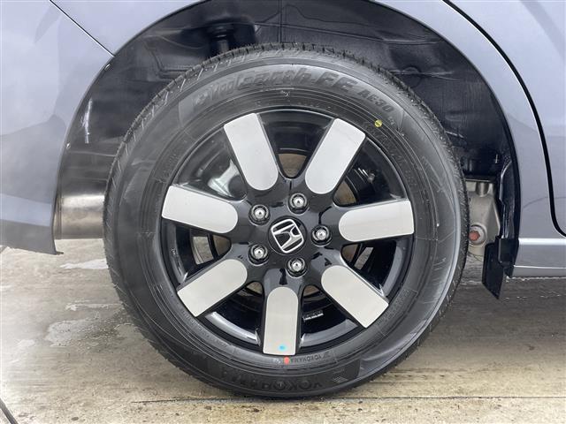 フリード ｅ：ＨＥＶエアー　ＥＸ　◆登録済未使用車◆純正９型ナビ（ＡｐｐｌｅＣａｒＰｌａｙ／ＡｎｄｒｏｉｄＡｕｔｏ／ＢＴ／ＵＳＢ／フルセグ）◆バックカメラ◆両側パワースライドドア◆アダプティブクルーズコントロール◆衝突軽減（41枚目）