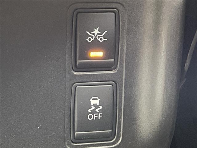 セレナ ハイウェイスター　Ｖセレクション　純正９型ナビ　フリップダウン　全方位カメラ　両側電動スライド　衝突軽減　ＥＴＣ　クルコン　ドラレコ　コーナーセンサー　純正１６インチＡＷ　ＬＥＤライト　オートライト　スマートキー　プッシュスタート（32枚目）