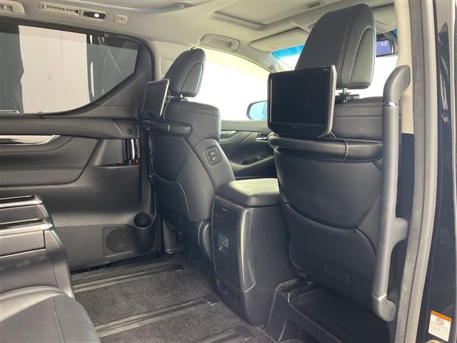 ������тm���C�P���̃K���o�[�����炱���ł��鍂������I���Q�O�Q�O�N�P���@�i���j���{�\����������������ׁi�������ÎԔ���s��̑�蔃����Ǝ҂�ΏۂƂ����u���Î����Ԕ���䐔�m���D�P�����v���j